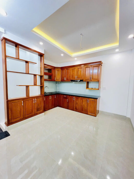 BÁN NHÀ ĐẶNG XUÂN BẢNG – HOÀNG MAI, 47 M2, 6 TẦNG, MẶT TIỀN 4 M, GIÁ 13,7 TỶ.