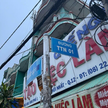 BÁN NHÀ DIỆN TÍCH KHỦNG – 79 M2 – GẦN QL1A – SÁT TRƯỜNG CHINH – CHỈ 37 TR/M2