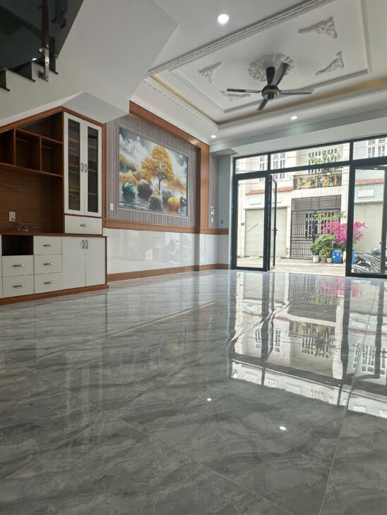 Bán nhà 4 Tầng Mây,đường nhựa 10m,hoàn công chuẩn chỉnh,gần Bcons