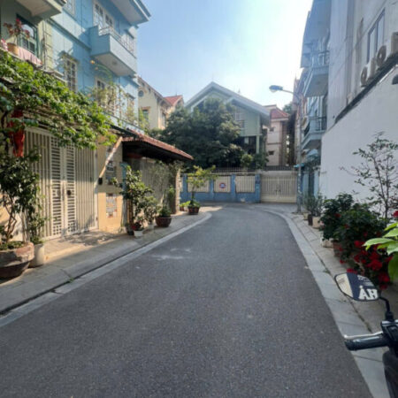 PHÂN LÔ VIP TRẦN QUANG DIỆU Ô TÔ TRÁNH, KINH DOANH 7T THANG MÁY, GIÁ 27.9 TỶ.