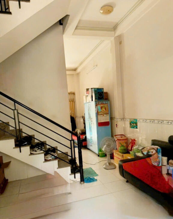 BÁN NHÀ 63M2 – NGANG HƠN 5 X 12M – LẦU ĐÚC THẬT – HẺM XE HƠI 5M – HƯƠNG LỘ 2 – BỆNH VIỆN BÌNH TÂN –