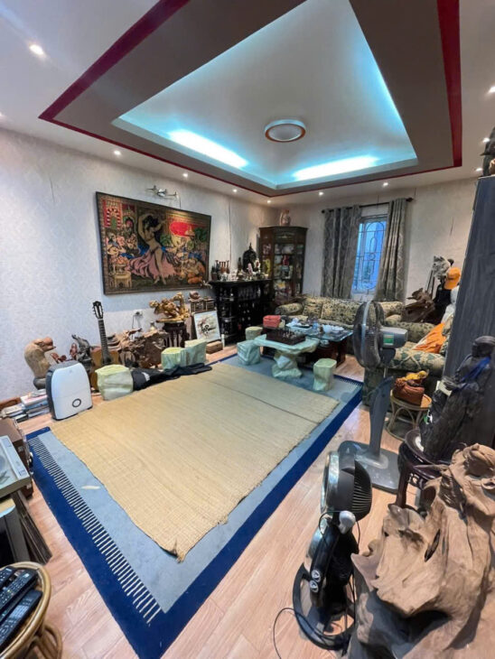 Bán nhà đống đa, 112m, mặt tiền 10m, nhà 3 tầng cũ. giá siêu tốt 18,9 tỉ