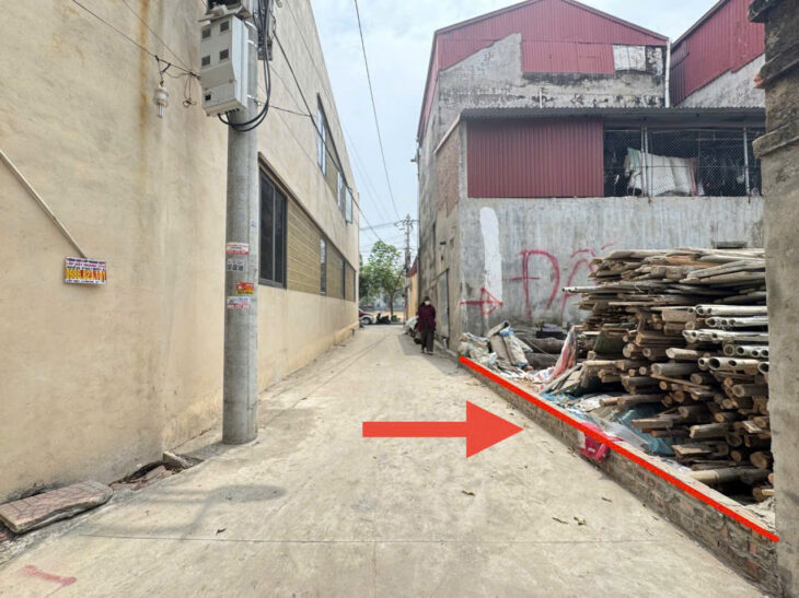 Bán 100m đất tổ 5, TT Quang Minh, Mê Linh. Cách 1 nhà tới trục chính, sân bóng