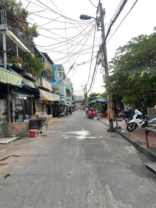 Nhà MTNB5m Ngay Chợ Tân Thuận Đông Q7. 1 lầu giả. DTSD 113m2 Giá 5.5 tỷ