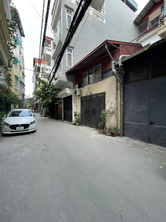 MẶT NGÕ THÁI HÀ – NGÕ ÔTÔ TRÁNH, NGỦ TRONG NHÀ – KINH DOANH ĐỈNH – GIÁ 14 TỶ