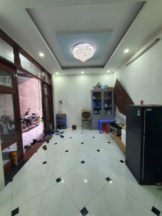 BẰNG LIỆT-KHỦNG DT 47m, CHỈ QUANH 6 TỶ-Ô TÔ TẢI ĐÕ CỔNG- FULL NỘI THẤT