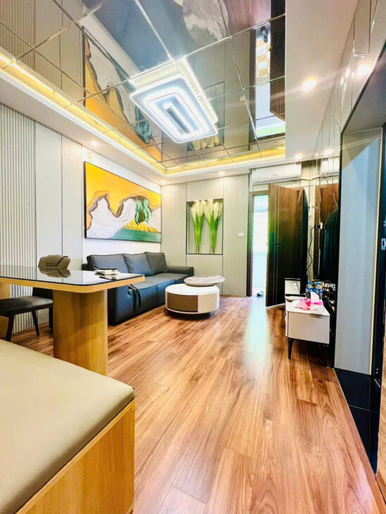 BÁN NHÀ TẬP THỂ PHƯƠNG MAI – NHÀ ĐẸP – FULL NỘI THẤT – Ô TÔ ĐỖ CẦU THANG – VỀ Ở LUÔN. DIỆN TÍCH 70M
