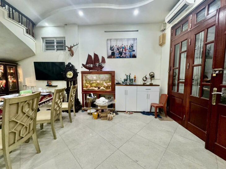 Bán nhà PHỐ KHÚC THỪA DỤ – LÔ GÓC – VỊ TRÍ VÀNG TẠI CẦU GIẤY 63m, 5T MT12m.