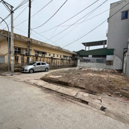 chính chủ bán lô đất hoa hậu,thôn nội hợp ,phú xuyên ,hà nội .s 92,5m . giá 3,3 tỷ