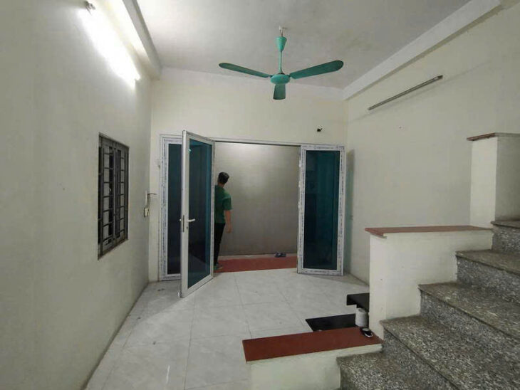 Săn nhà giá rẻ Nguyễn Văn Cừ, diện tích rộng, tiện ích đầy đủ, gần trung tâm.