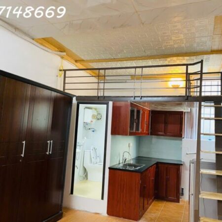 Chính chủ cho thuê căn hộ full nội thất tại 1194 Đường Láng. Chính chủ cho thuê căn hộ full nội thất tại 1194 Đường Láng.