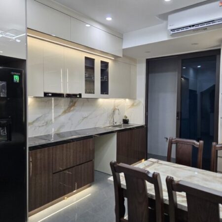 BÁN NHÀ -PHỐ TÔN ĐỨC THẮNG-3TẦNG -NHÀ ĐẸP Ở NGAY-2 MẶT THOÁNG Ô TÔ ĐỖ CỔNG