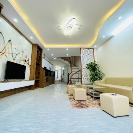 NHÀ ĐẸP TAM TRINH 65M2 X 5 TẦNG GIÁ 7 TỶ TẦM TIỀN HỢP LÝ