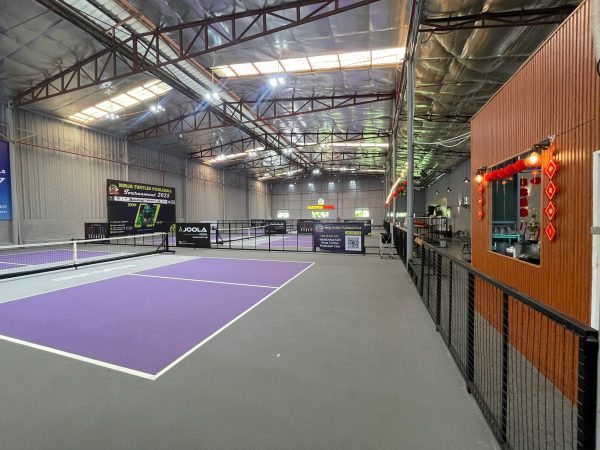 Thủ Đức ! Sang nhượng sân pickleball DT : 1500m2 , có 5 sân , mái che và Quán Cafe + 2 Phòng ở và