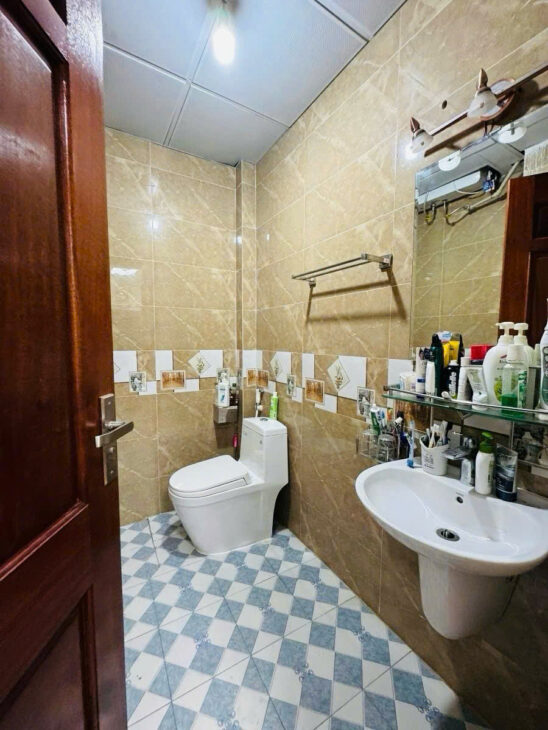 BÁN BIỆT THỰ LIỀN KỀ GREEN PARK 319 VĨNH HƯNG 121M2, 5 TẦNG, MẶT TIỀN 10M GIÁ CHỈ 24.8 TỶ