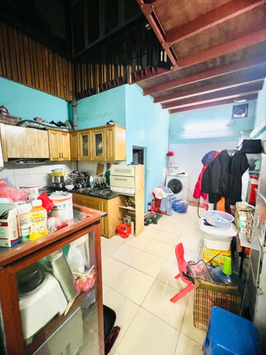 MẶT PHỐ BẠCH ĐẰNG KINH DOANH SẦM UẤT – ÔTÔ TRÁNH.