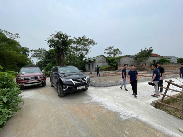 e còn 1 lô duy nhất tại chương mỹ chỉ hơn 1 tỷ 48,8m sẵn sổ đỏ xe ô tô tránh đậu cửa liên hệ