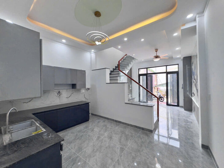 Bán nhà 1 Trệt 1 Lầu Bửu Hòa,đường 2 ô tô,gần chợ Đồn,giá siêu hot