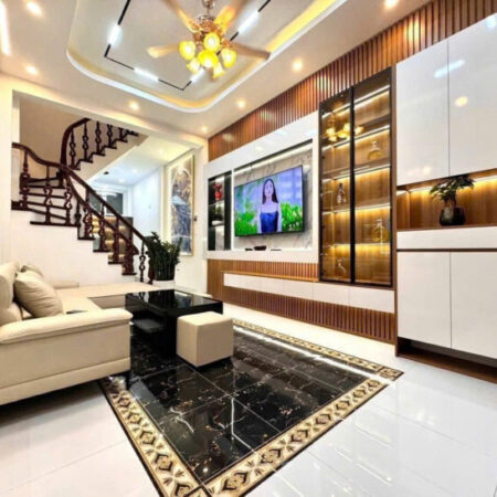 Nhà Đẹp Phố Quan Hoa Tặng Full Nội Thất DT 36m2 4 tầng mt 3.4m Giá 8.99 tỷ