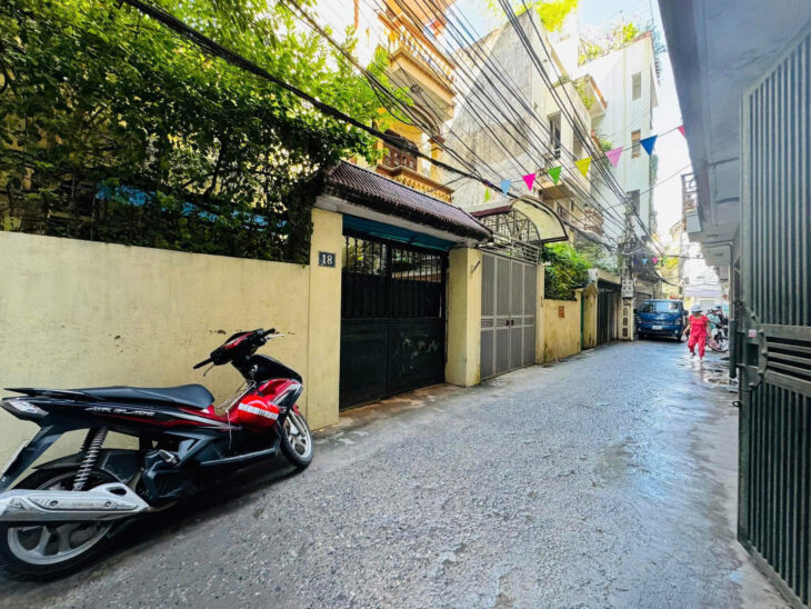 PL HOÀNG VĂN THÁI – NGÕ THÔNG – Ô TÔ VÀO NHÀ – KINH DOANH Dt 106m2 3 tầng mặt tiền. 5.5m Giá 24 tỷ