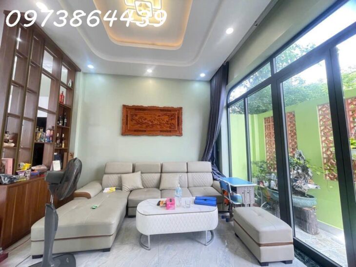 BÁN NHÀ 3 TẦNG – ĐỐI DIỆN CHỢ BÀ ĐIỂM – XE HƠI VÀO TẬN NHÀ – NGANG GẦN 7M – 100M² CÔNG NHẬN ĐỦ –