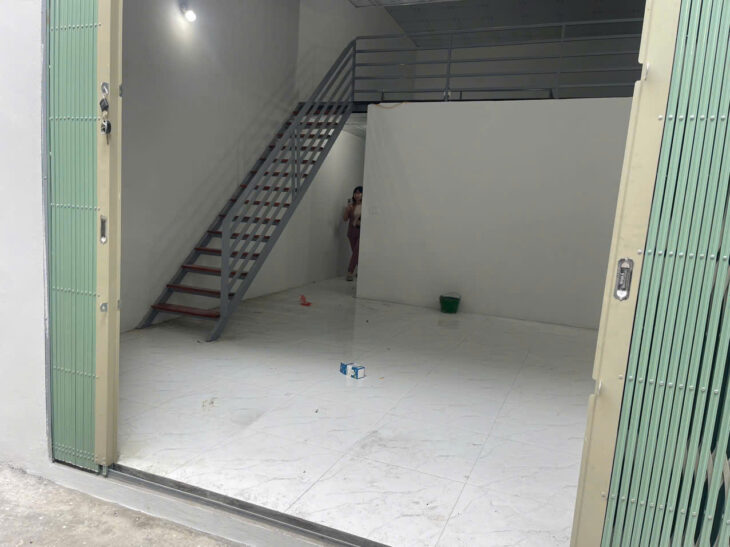 Bán đất tặng nhà C4, tổ 6, TT Chi Đông, Mê Linh. Gần KCN Quang Minh. Giá công nhân