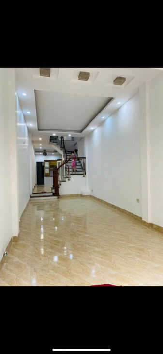 PL VƯƠNG THỪA VŨ GARA Ô TÔ NGÕ THÔNG – Ô TÔ TRÁNH Dt 47m2 4 tầng MT 3.1m Giá 15.4 tỷ