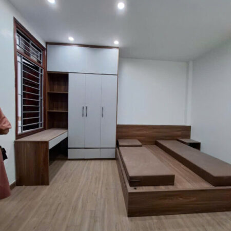 45m 5 tầng 6 ngủ khép kín full nội thất nhà cạnh trường cấp 3 lê lợi bà triệu hà đông giá 8tỷ