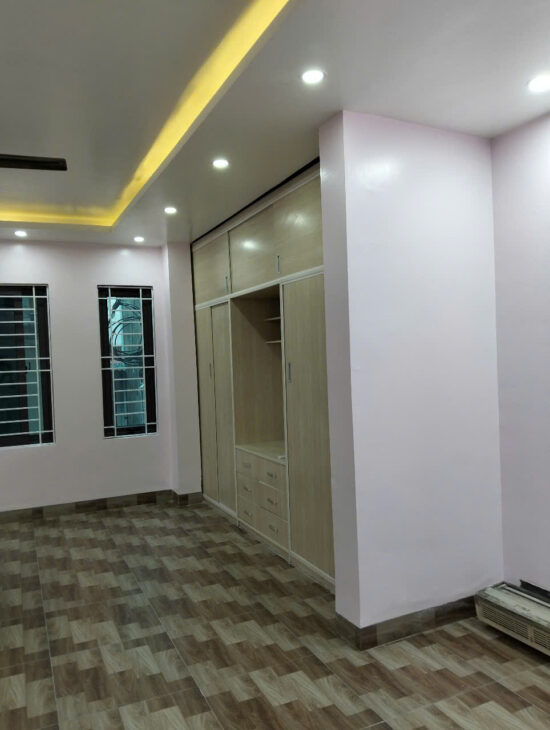 Phố Hoàng Văn Thái 52 m2 x 4 tầng MT 4.7 m Ô tô Tránh K/D VP Thang Máy Q. Thanh Xuân