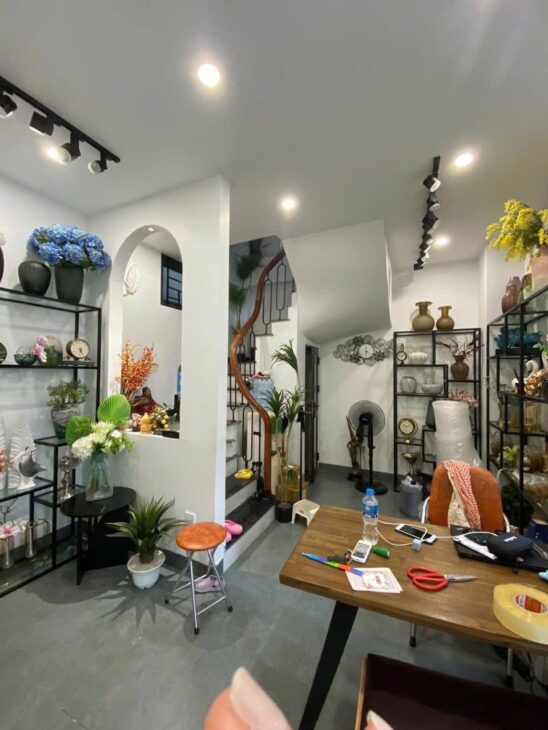 NHÀ ĐẸP ĐẠI LA – 5 TẦNG KIÊN CỐ, 2 MẶT NGÕ, LÔ GÓC 3 THOÁNG, BA GÁC ĐỖ CỬA, 10M OTO – GIÁ 7.5 TỶ