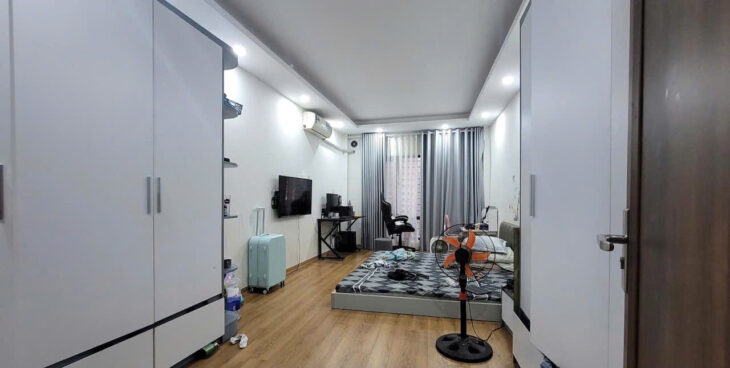 KHƯƠNG ĐÌNH-DT KHỦNG 60M x 4 TẦNG, NHỈNH 8 TỶ-2 THOÁNG-Ô TÔ GẦN NHÀ-FULL NỘI THẤT NHẬP KHẨU