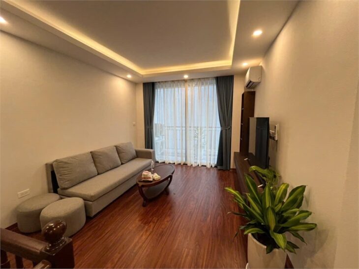Bán Nhà 7 Tầng Thang Máy – 445 Lạc Long Quân – Dòng Tiền 70 Triệu/Tháng – Sổ Vuông – Chỉ 20.7 Tỷ!