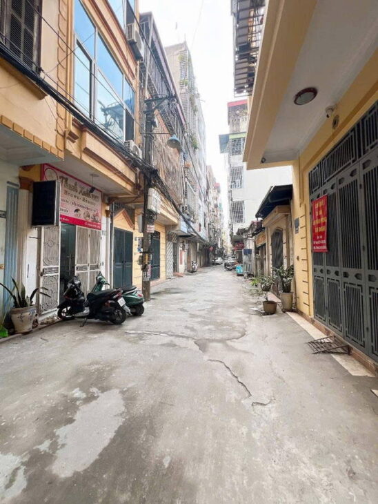 BÁN NHÀ MẶT PHỐ KINH DOANH THANG MÂY Chiến Thắng 64/70m2 5 tầng 4m 26.8 tỷ Hà Đông Hà Nội