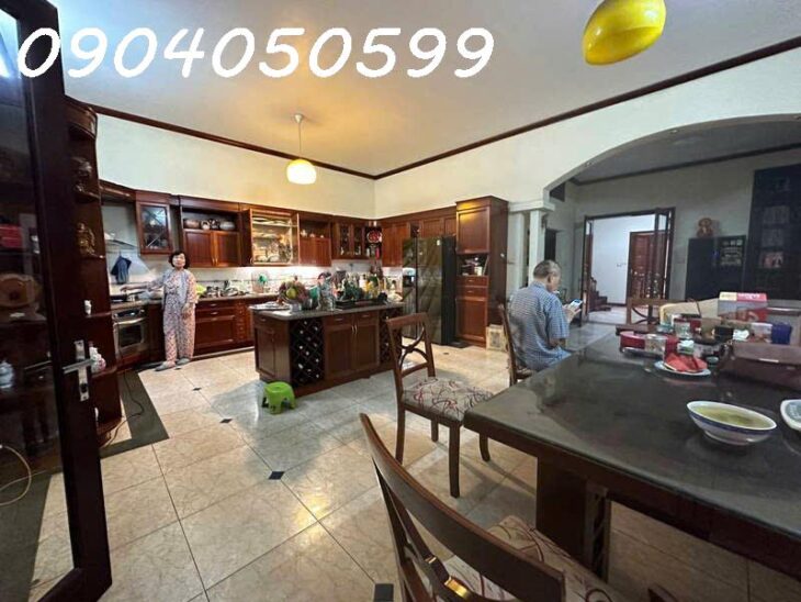 ????SIÊU PHẨM, NỞ HẬU, NHÀ RIÊNG THÁI HÀ – 3 BƯỚC RA GA THÁI HÀ, HỒ HOÀNG CẦU – 250M/4/7,5Mặt, 79 TỶ