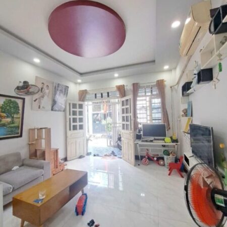 Bán nhà 2 Tầng Đông Hòa,SHR,đường xe hơi phà phà,giá cực kì rẻ