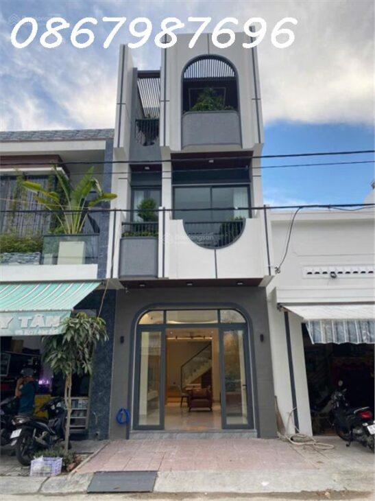 Nhà mới Đất Lành Vĩnh Thái gần FPT – Đường 13m song song Phong Châu – Giá 4,5 tỷ thương lượng