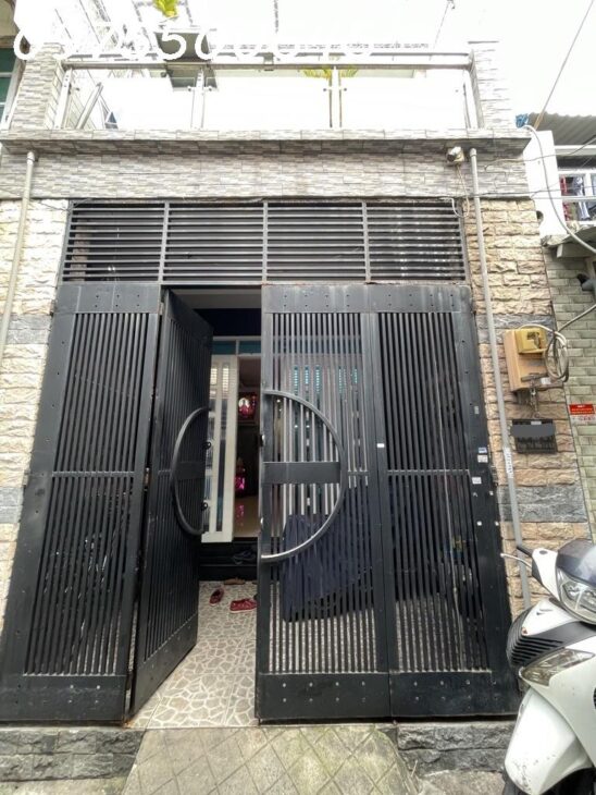 TRUNG TÂM QUẬN 8, ĐỐI DIỆN CHỢ PHẠM THẾ HIỂN, CÁCH MẶT TIỀN ĐƯỜNG CHỈ VÀI BƯỚC CHÂN – 49M2 – NHỈNH