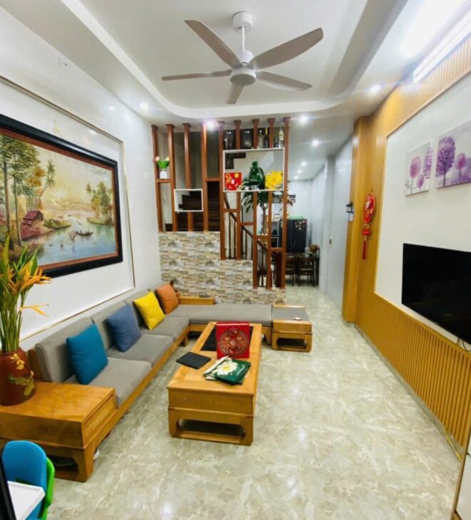 NHÀ KIM GIANG, THANH TRÌ, Ô TÔ ĐỖ CỔNG, GẦN PHỐ, Ở NGAY FULL NỘI THẤT, 35M2, 7.4Tỷ(CTL)