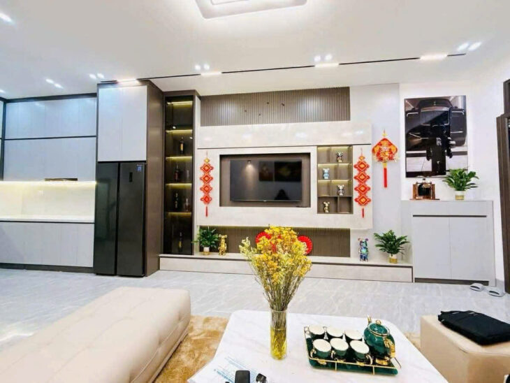 Đống Đa – Khâm Thiên – Ngõ rộng – 35 m – 4 Tầng – 4 PN – 5,5 tỉ.