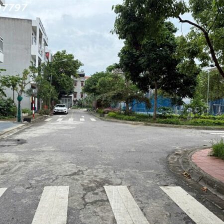 Bán đất đẹp dự án Vạn Lộc Tứ Minh, Hải Dương nhìn vườn hoa