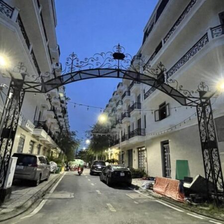 Thạnh Lộc 44, Quận 12 Kết cấu: 60m2 ( 4 x 15 m )Giá chỉ: 4.75 tỷ