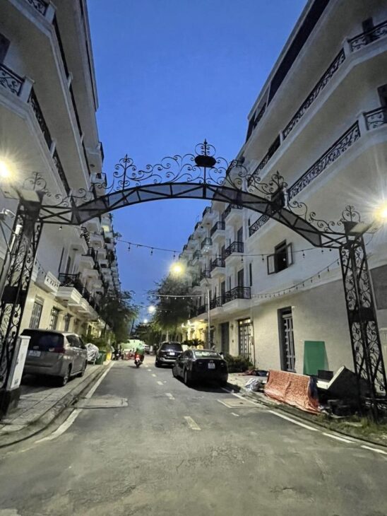 Thạnh Lộc 44, Quận 12 Kết cấu: 60m2 ( 4 x 15 m )Giá chỉ: 4.75 tỷ