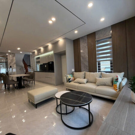 NHÀ MỚI XÂY MỚI KING KONG LÔ GÓC, Ô TÔ VÀO NHÀ – 7 TẦNG THANG MÁY – THẠCH BÀN, LONG BIÊN – HÀ NỘI