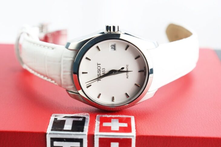 ĐH Nữ : Tissot Couturier T035.207.16.011 .00 dây da, Automatic, Size 32mm, New 99% Fullbox
