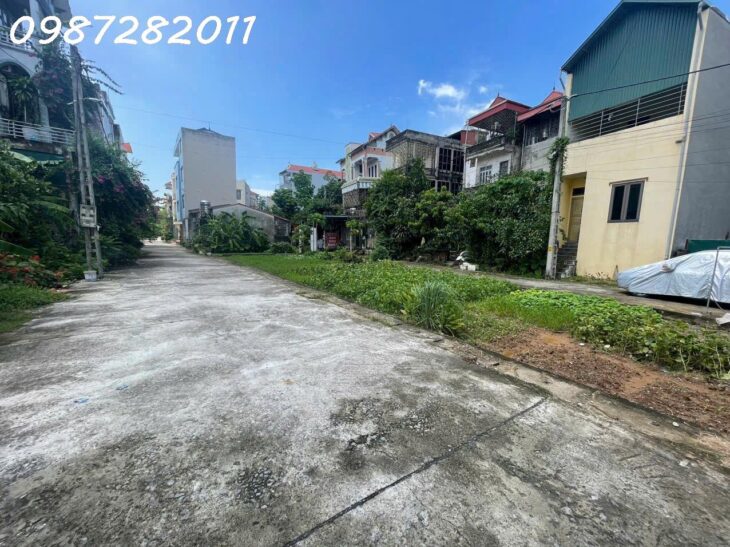 HOT em cần bán mảnh này đại yên , chương mỹ 65,8m nằm trung tâm phường chương mỹ liên hệ em