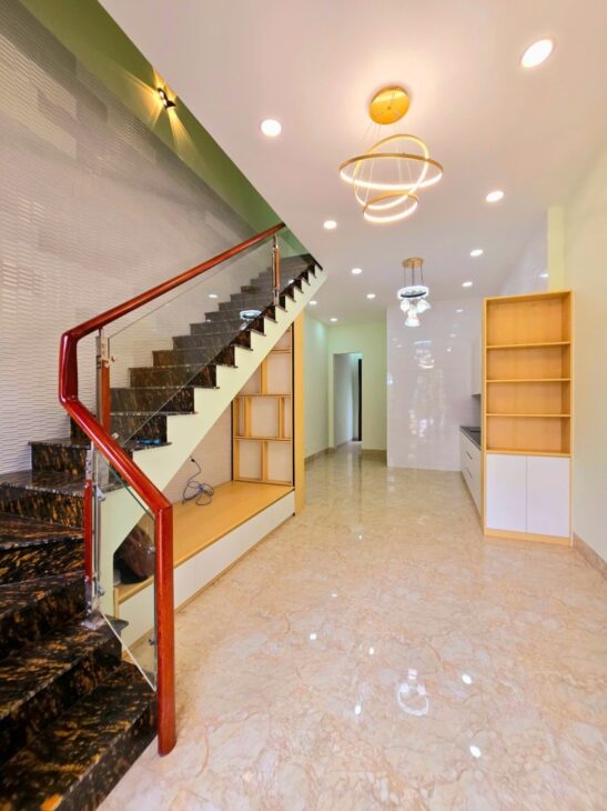 Bán nhà 66m2, 3 tầng, 4PN, 3WC, Q.9, 5,05 tỷ, sổ hồng