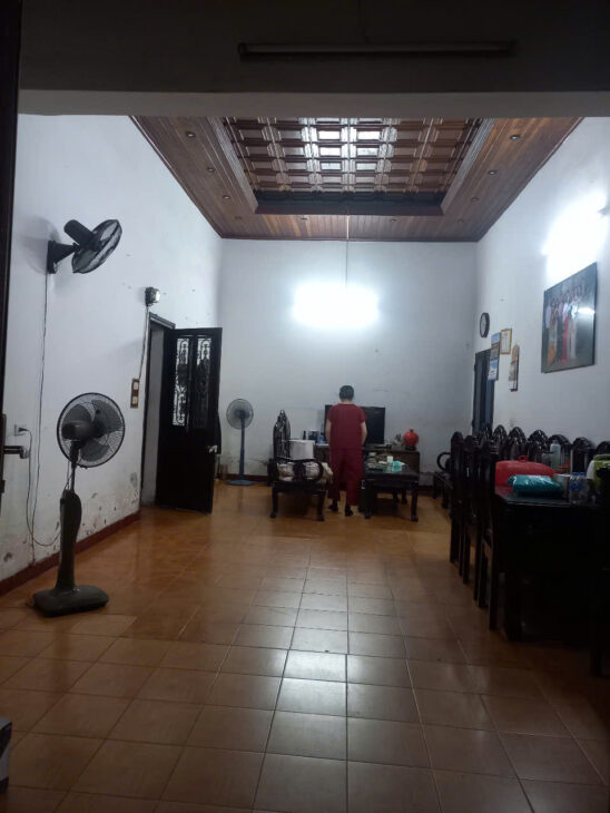 Bán nhà Lê Trọng Tấn 91 m2, mặt tiền 11m, lô góc 1 mặt phố 1 mặt ngõ, giá 33,8 tỷ