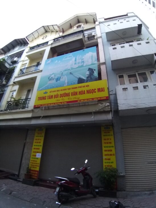 Cho thuê 2 căn nhà phân lô Dương Khuê, 50m2, 5 tầng, làm spa, văn phòng