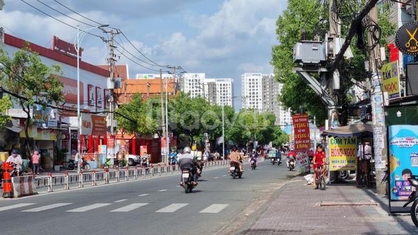 BÁN NHÀ – MĂT TIỀN BÀ HOM – CHỢ PHÚ LÂM – QUÂN 6 – 4 X 19M – 13 TỈ