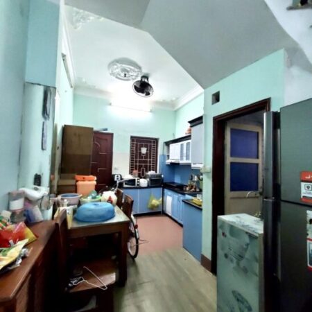 Hiếm – Bán nhà Nguyễn Sơn- Dân Xây – 2 thoáng – Ô tô – 60m2 – 5 tầng -5 ngủ – nhỉnh 8 tỷ